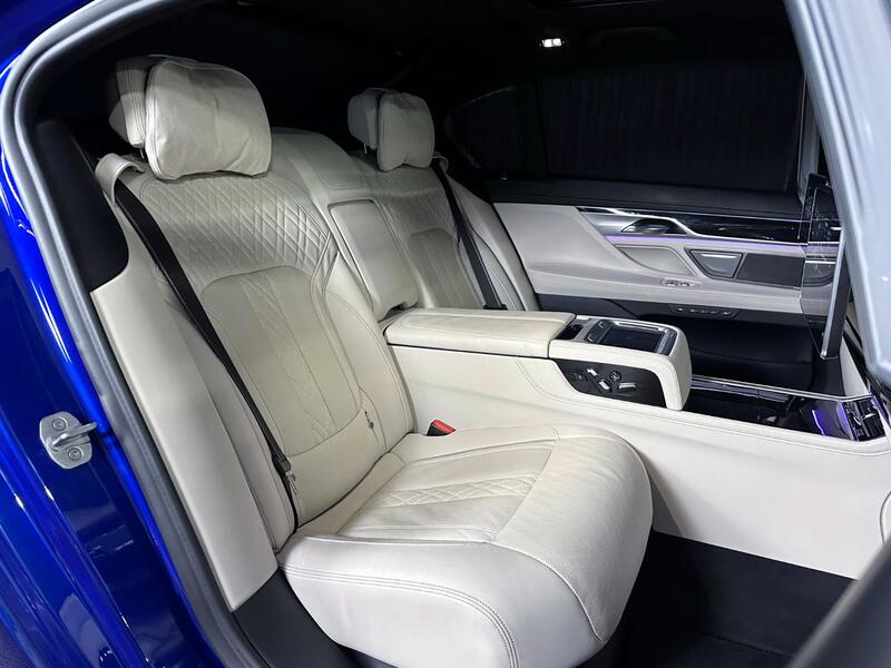 BMW 7 SERIES