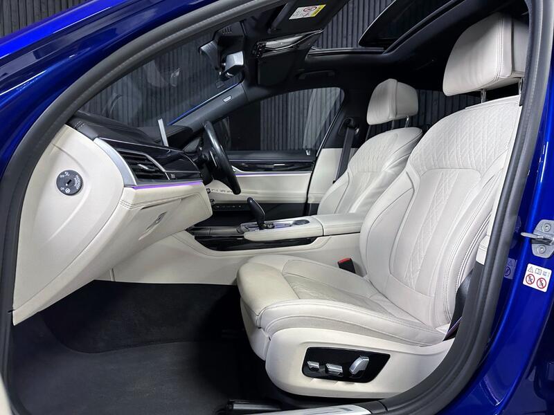BMW 7 SERIES