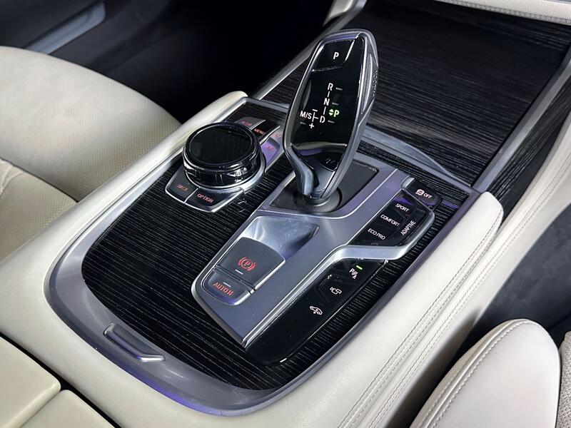 BMW 7 SERIES