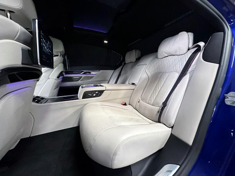 BMW 7 SERIES
