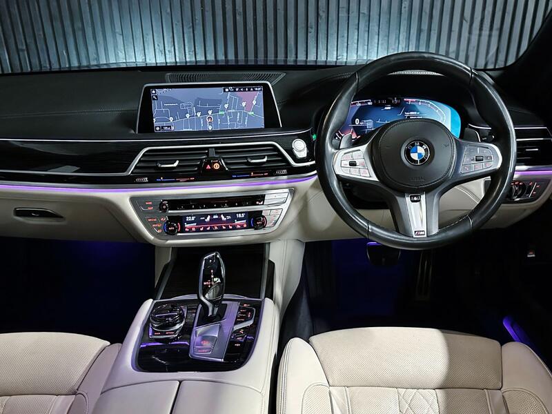 BMW 7 SERIES