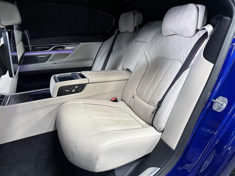 BMW 7 SERIES
