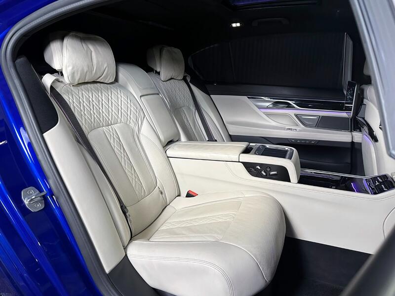 BMW 7 SERIES