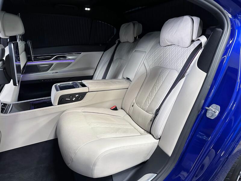 BMW 7 SERIES
