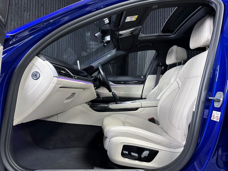 BMW 7 SERIES