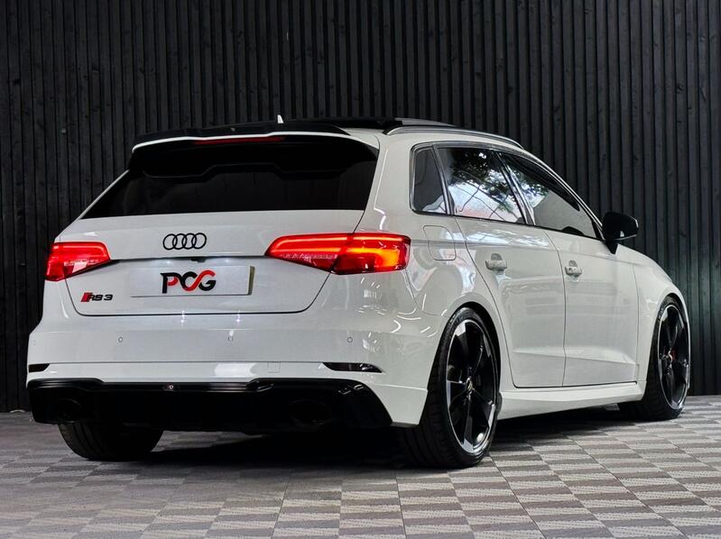AUDI RS3