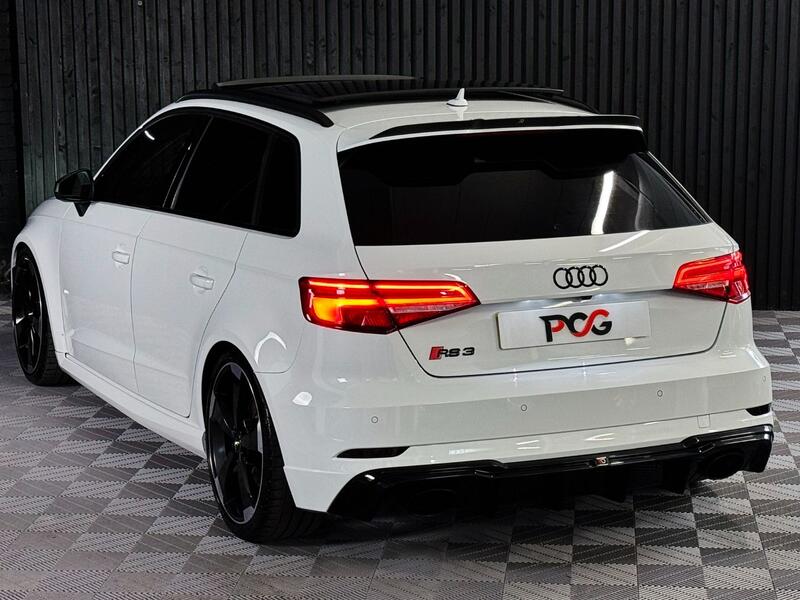 AUDI RS3
