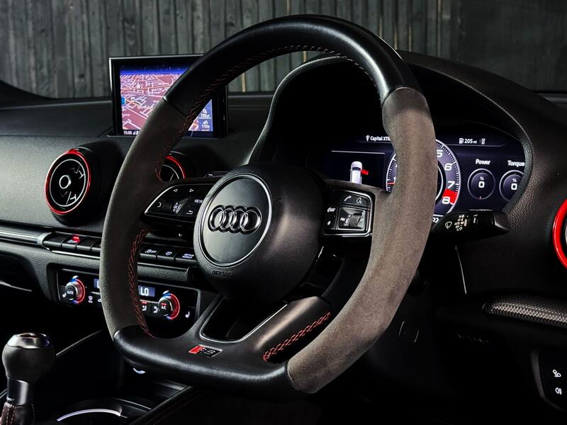 AUDI RS3