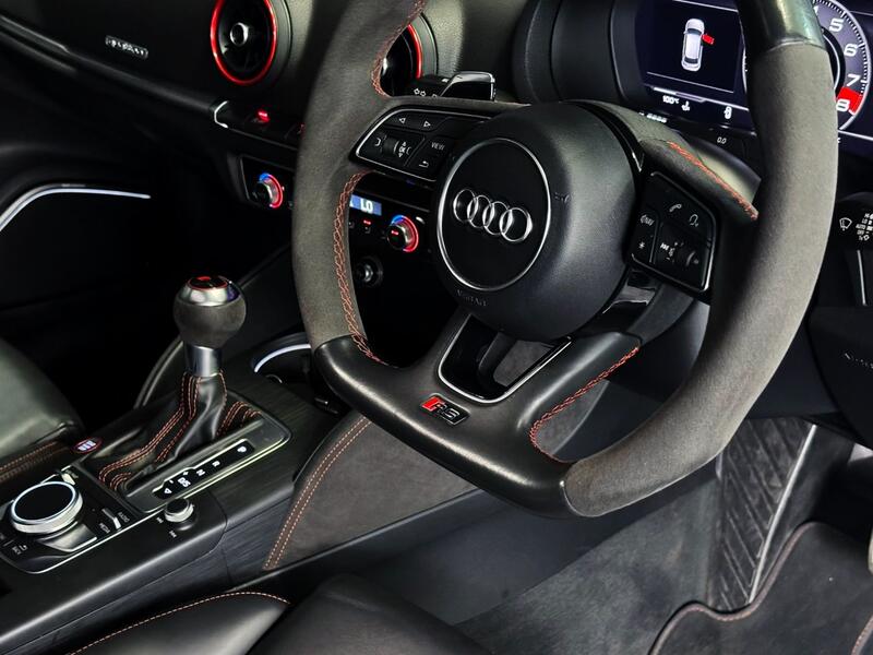 AUDI RS3