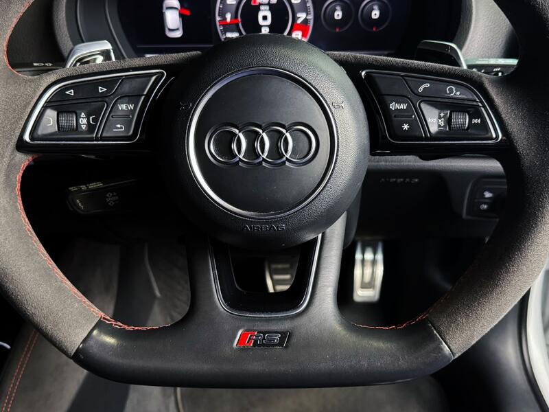 AUDI RS3