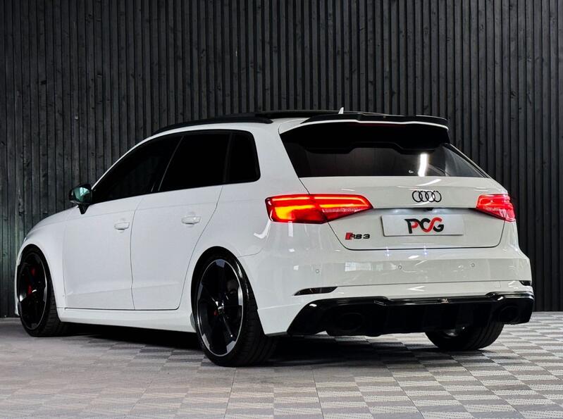 AUDI RS3