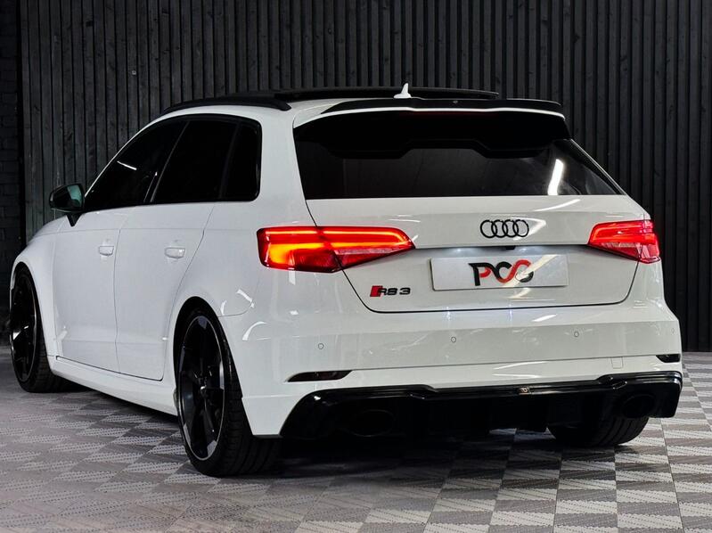 AUDI RS3