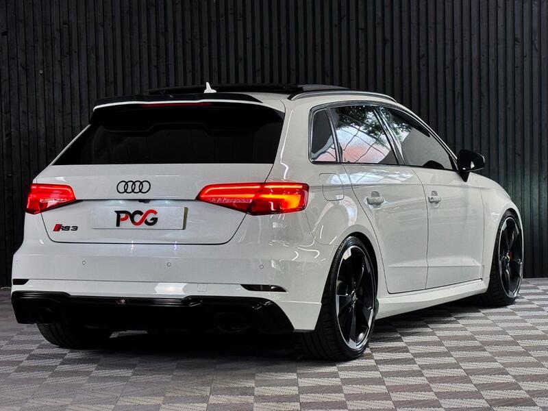 AUDI RS3
