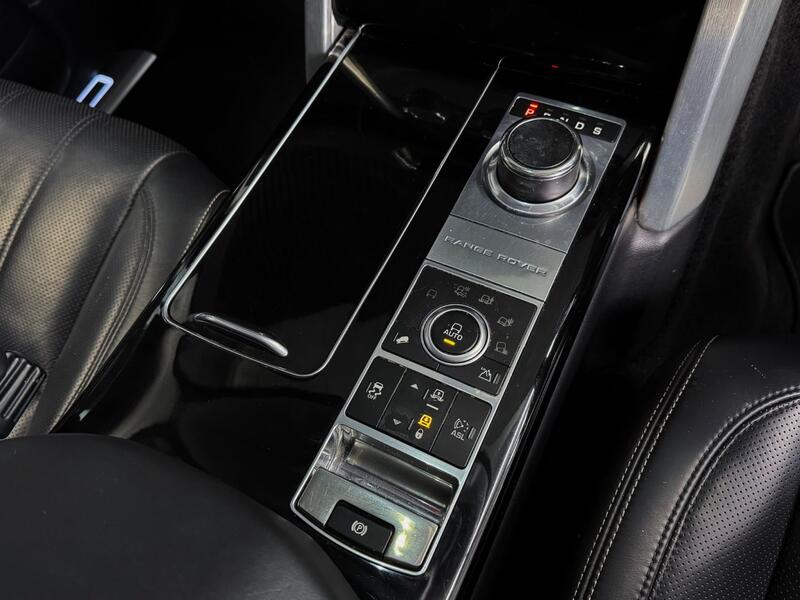 LAND ROVER RANGE ROVER